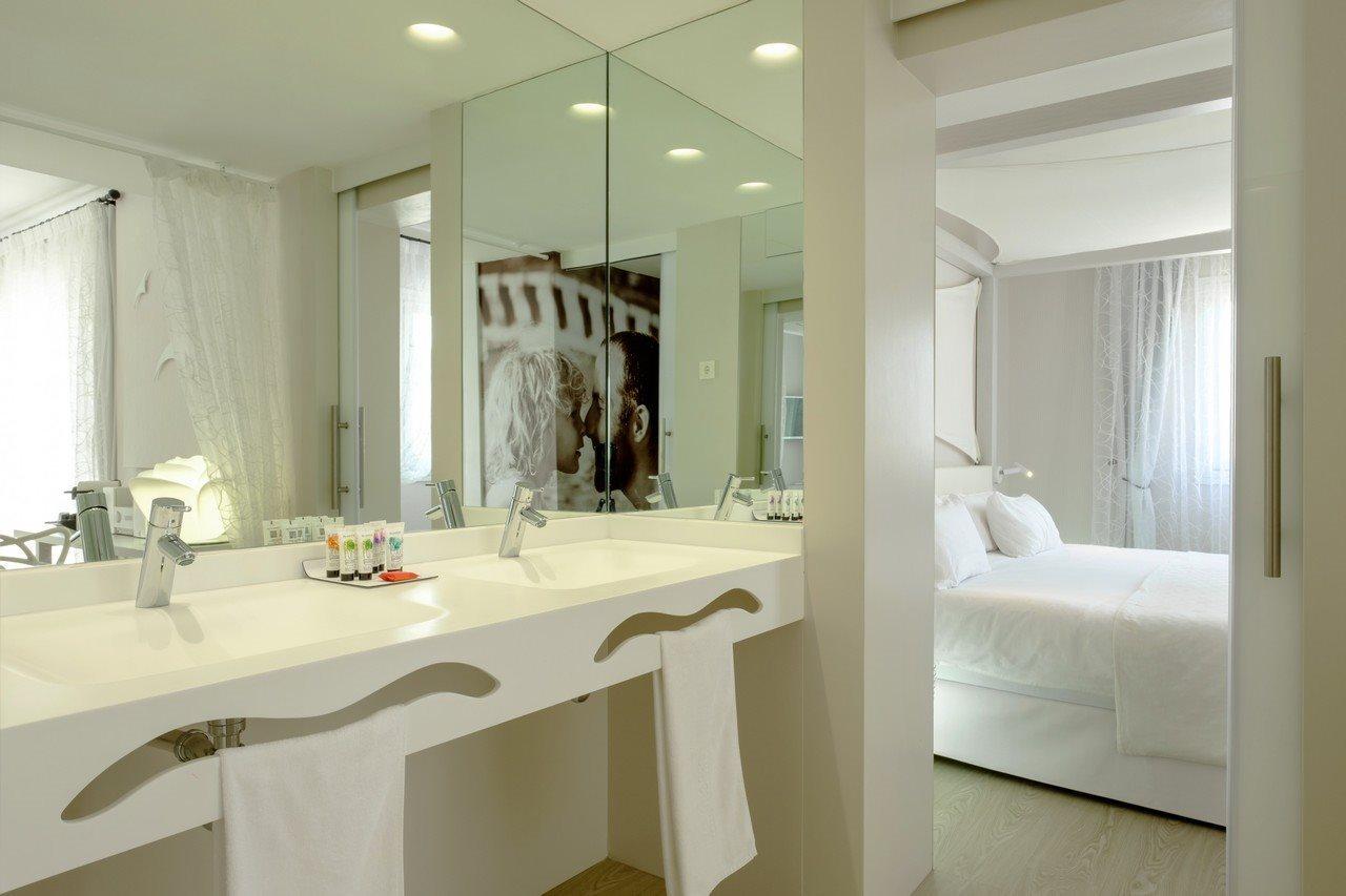 Blanco Hotel Formentera Es Pujols Esterno foto