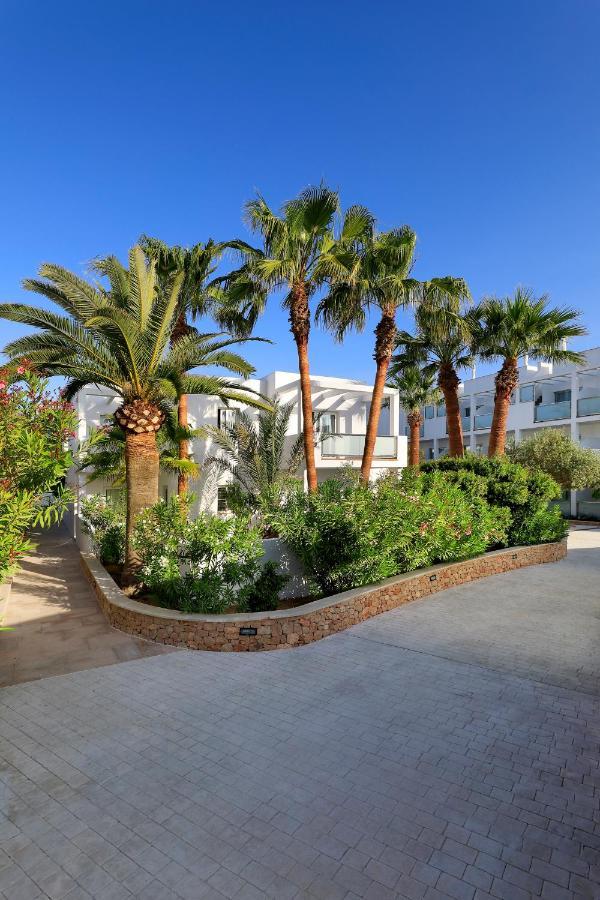 Blanco Hotel Formentera Es Pujols Esterno foto