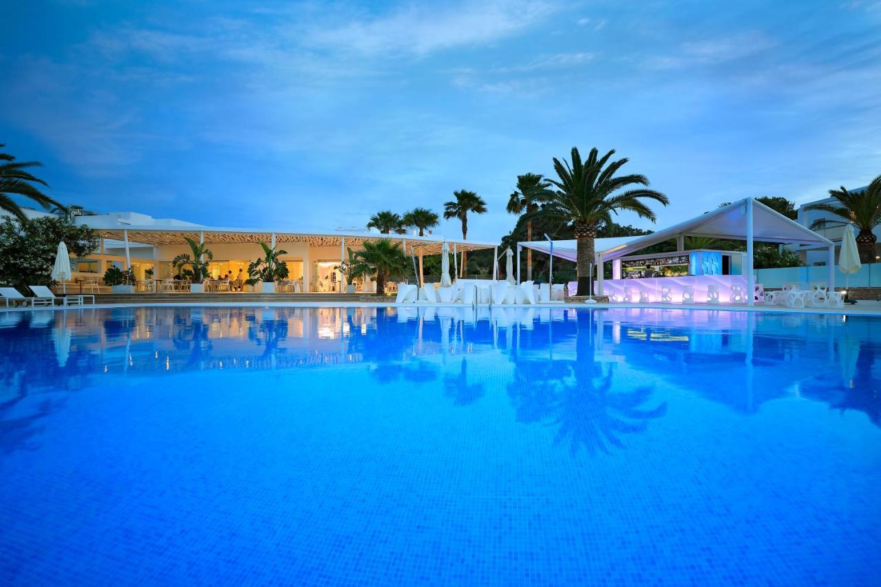 Blanco Hotel Formentera Es Pujols Esterno foto