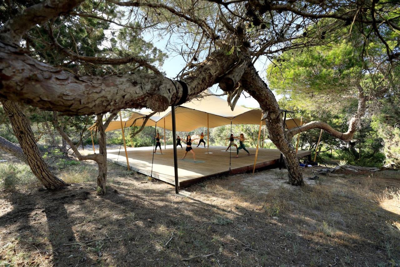 Blanco Hotel Formentera Es Pujols Esterno foto