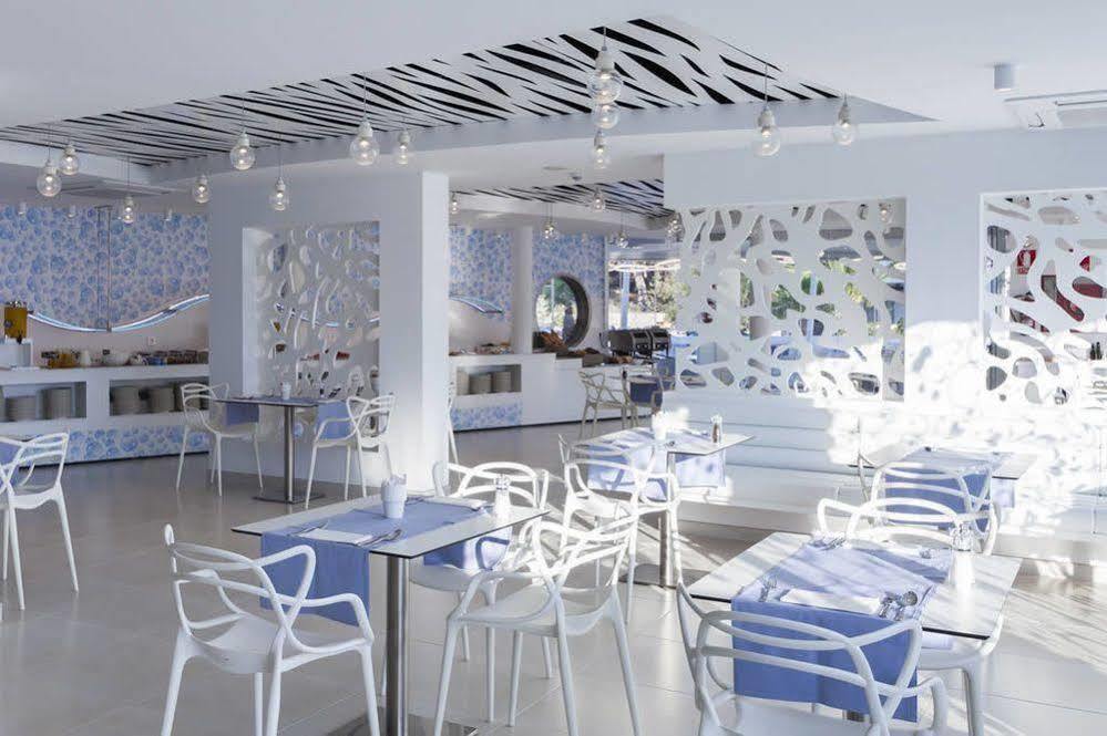Blanco Hotel Formentera Es Pujols Esterno foto